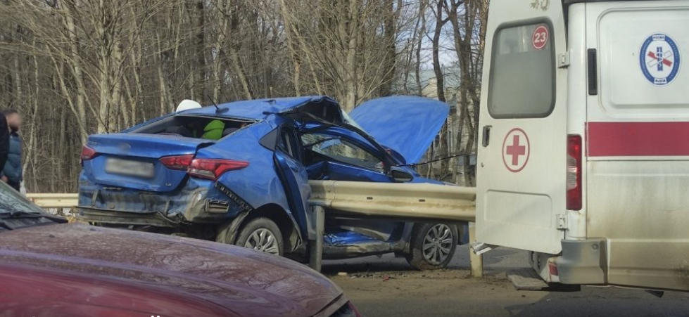 Автоледи попала в реанимацию после аварии в краевом центре  