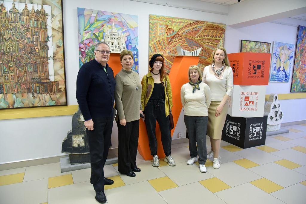 Студенты и преподаватели ИПРиМ и ВШДиА Пятигорского госуниверситета встретились с писательницей Ариной Обух