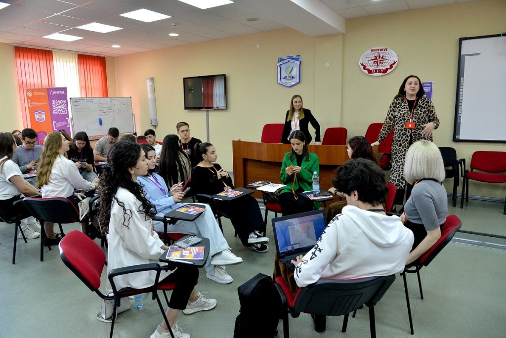 374 студента ПГУ приняли участие в тренинге предпринимательских компетенций.
